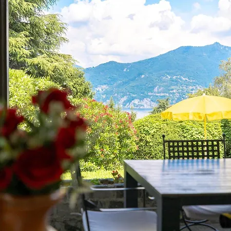 Giardino - Vista & Privacy A Μενάτζιο