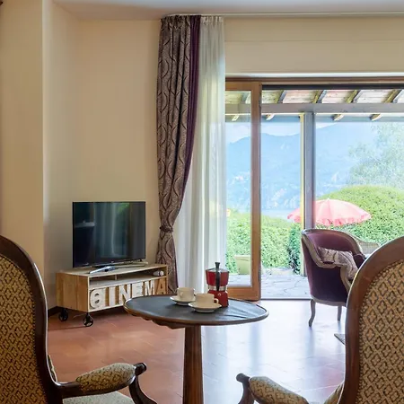 Giardino - Vista & Privacy A * Μενάτζιο